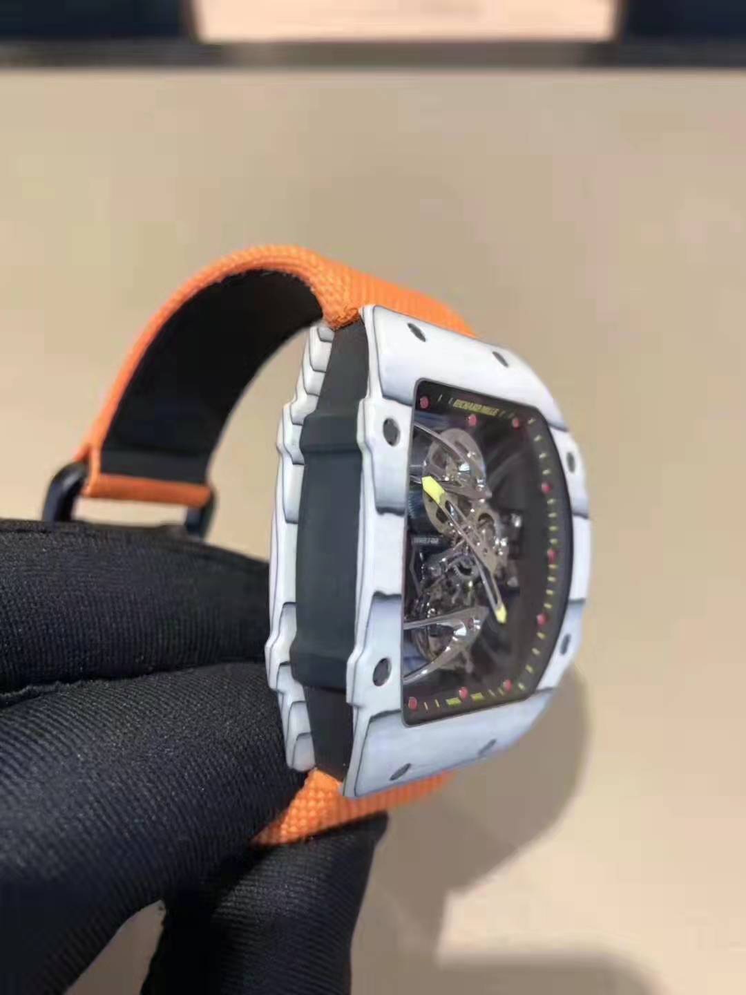 腾龙公司在线客服【微信-3362996】腾龙网络科技有限公司，为一家专业的成都网站建设公司，基于以互联网开发设计为主的专业型网络技术公司，是专业从事网站建设、网站开发、软件开发、网页设计、Flash动画、平面广告设计、多媒体设计、SEO等业务的互联网应用服务商