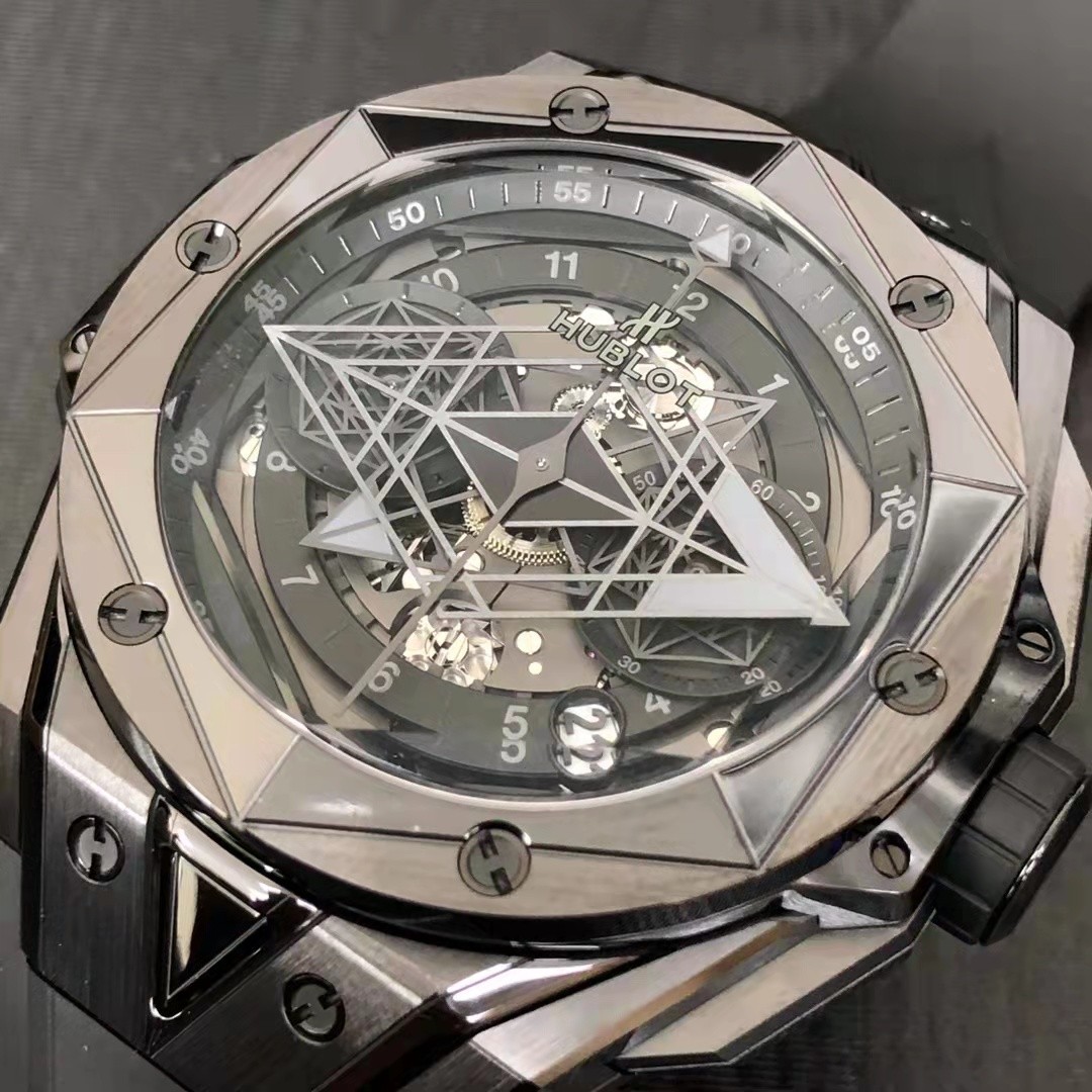 腾龙公司在线客服【微信-3362996】腾龙网络科技有限公司，为一家专业的成都网站建设公司，基于以互联网开发设计为主的专业型网络技术公司，是专业从事网站建设、网站开发、软件开发、网页设计、Flash动画、平面广告设计、多媒体设计、SEO等业务的互联网应用服务商