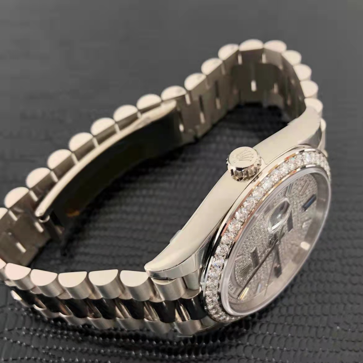 腾龙公司在线客服【微信-3362996】腾龙网络科技有限公司，为一家专业的成都网站建设公司，基于以互联网开发设计为主的专业型网络技术公司，是专业从事网站建设、网站开发、软件开发、网页设计、Flash动画、平面广告设计、多媒体设计、SEO等业务的互联网应用服务商