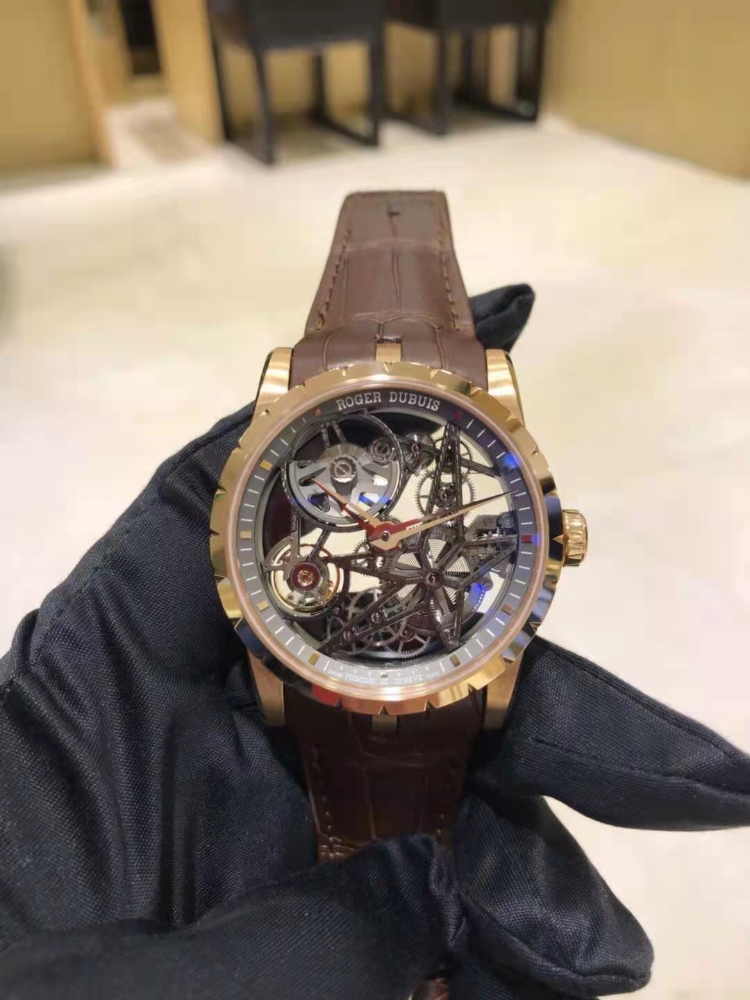 腾龙公司在线客服【微信-3362996】腾龙网络科技有限公司，为一家专业的成都网站建设公司，基于以互联网开发设计为主的专业型网络技术公司，是专业从事网站建设、网站开发、软件开发、网页设计、Flash动画、平面广告设计、多媒体设计、SEO等业务的互联网应用服务商